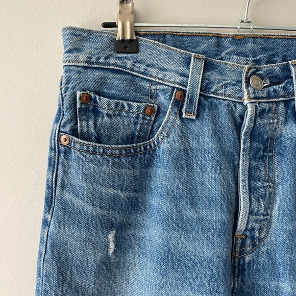 Levi's 501 Premium Icon Fit Wedgie Distressed Raw Hem Skinny Leg Jeans Blue 26 - Picture 4 of 9